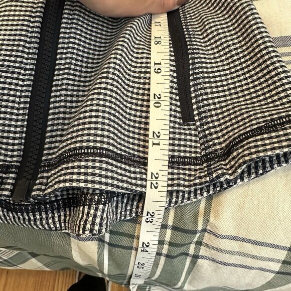 Lululemon Forme Jacket Womens Size 2 Navy Blue White Gingham Athletic Stretch - Picture 13 of 13